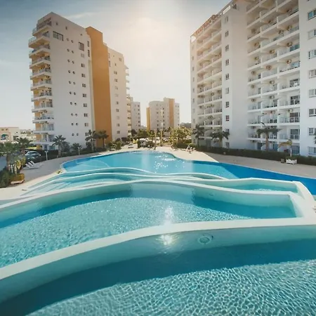 Pool View With Facilities Apartamento Iskele District (Northern Cyprus)